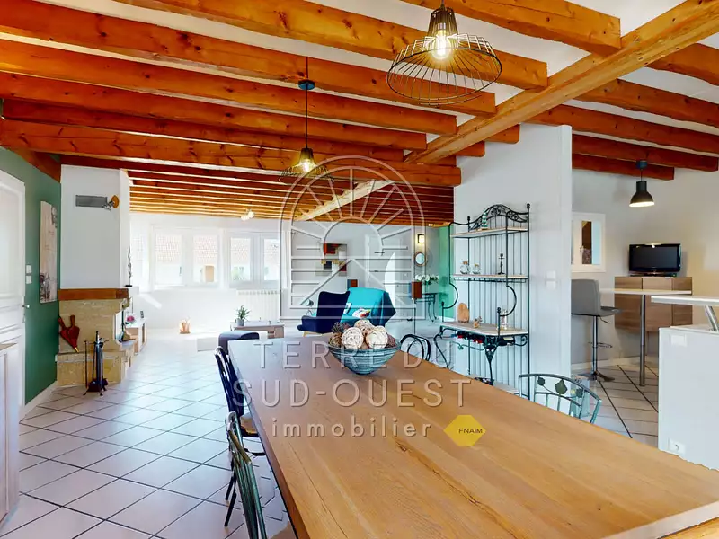 Maison, 156,59 m²