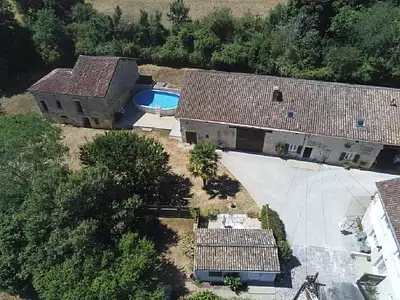 Maison, 240 m²