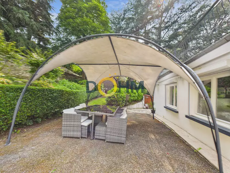 Maison, 243 m²