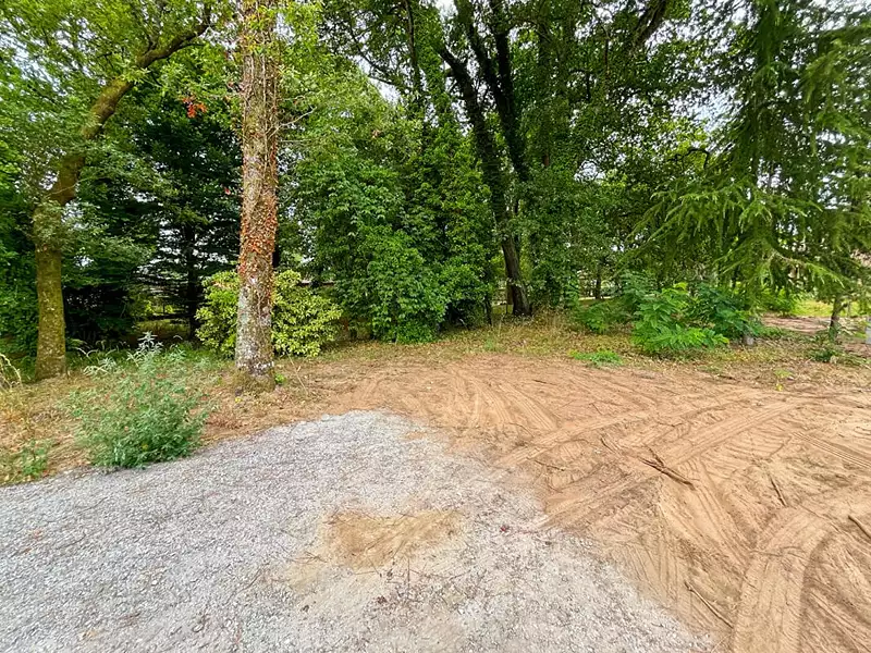 Terrain, 649 m²