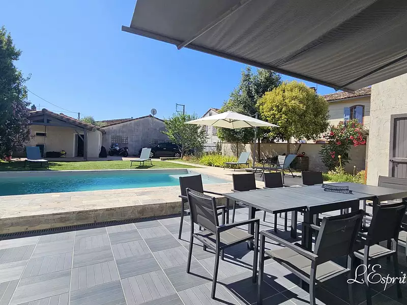 Maison, 162 m²