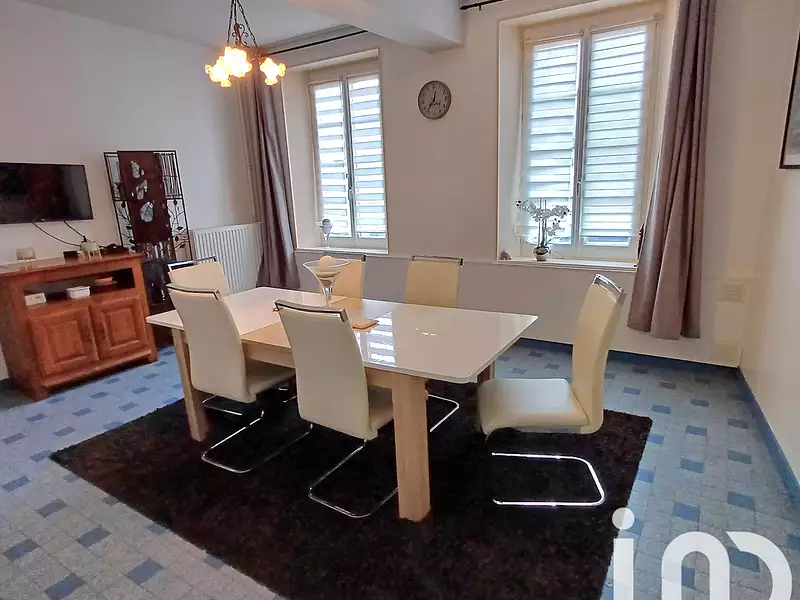 Maison, 300 m²