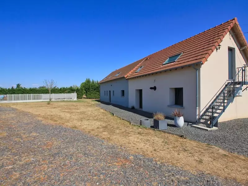 Maison, 167 m²