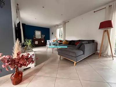 Maison, 115 m²