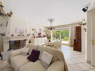 Maison, 165 m²