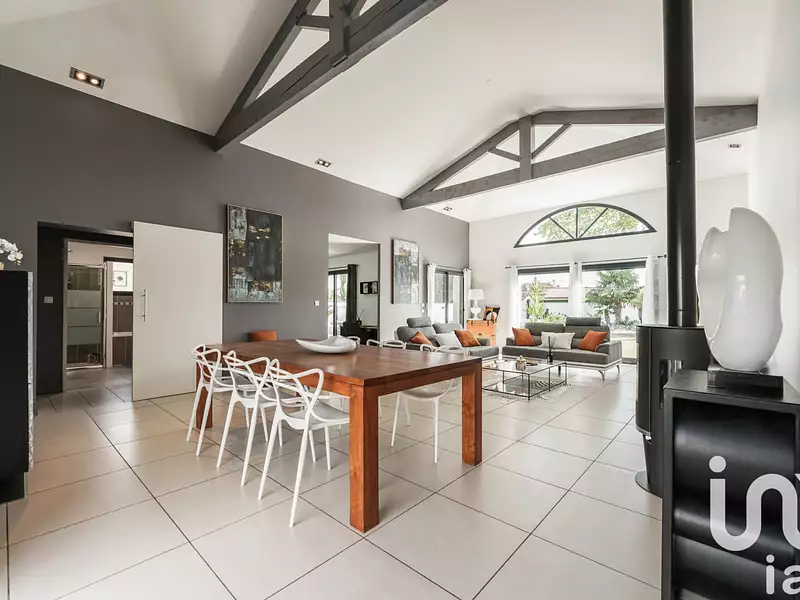 Maison, 144 m²
