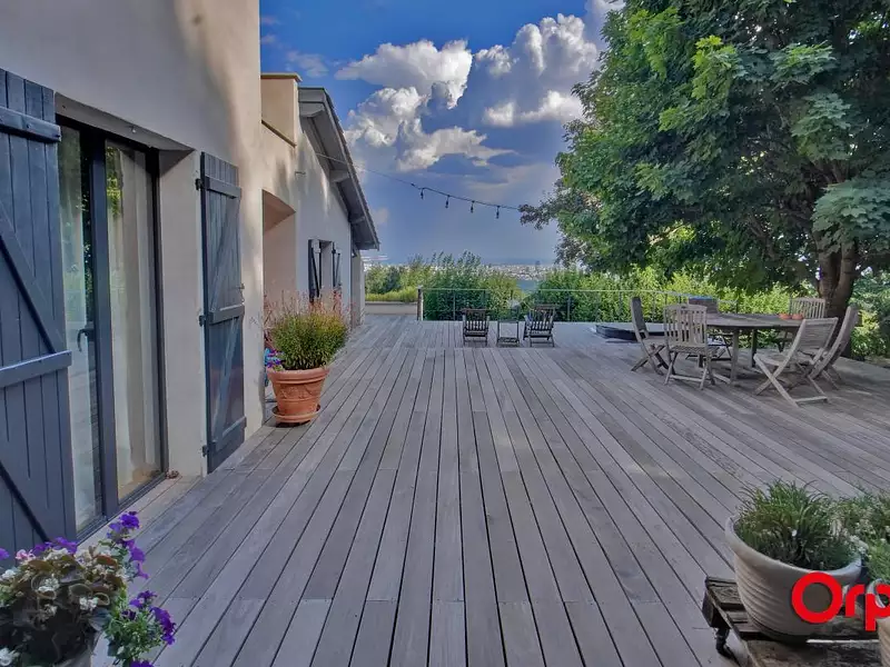 Maison, 356 m²