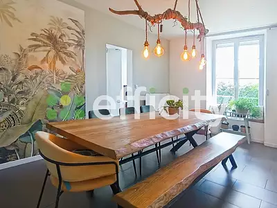 Maison, 198 m²