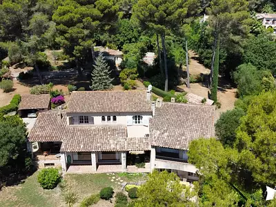 Maison, 352 m²