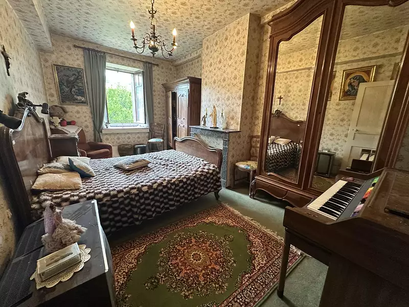 Maison, 196 m²