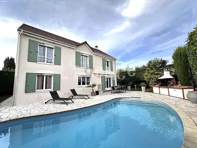 Maison, 160 m²