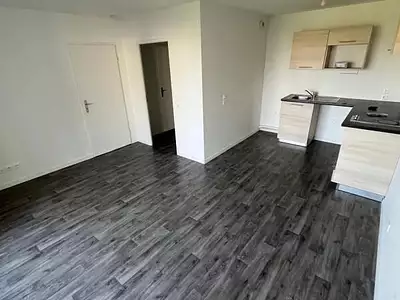 179 000 € 4 262 €/m² Appartement • 42 m² • 2 pièces • 1 chambre Meaux (77100)