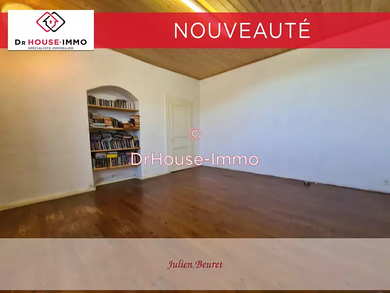 Maison, 240 m²