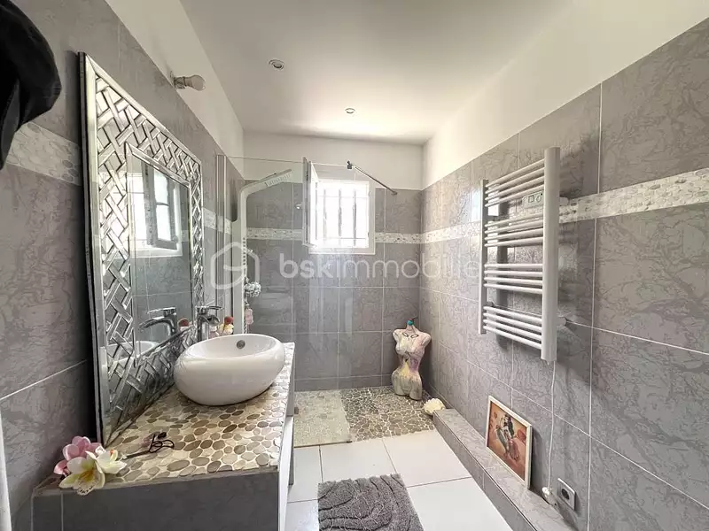 Maison, 155 m²