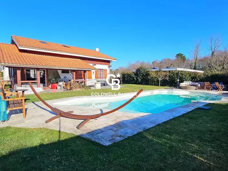 Maison, 175 m²