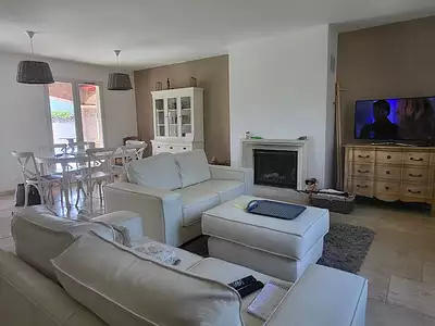 Maison, 99 m²