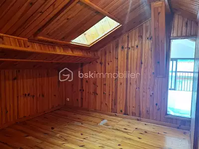 Immeuble, 111 m²