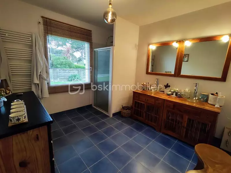 Maison, 141 m²