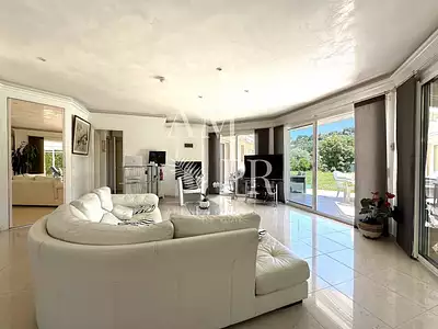 Maison, 175 m²