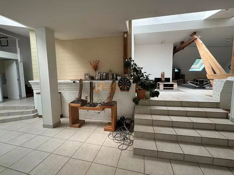 Maison, 240 m²