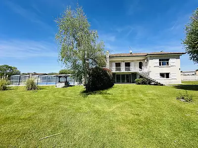 Maison, 250 m²