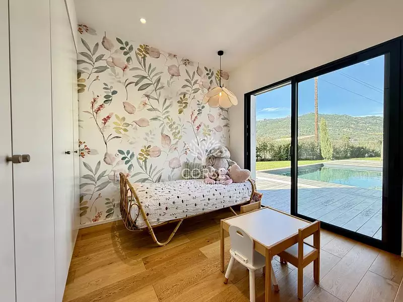 Maison, 164 m²