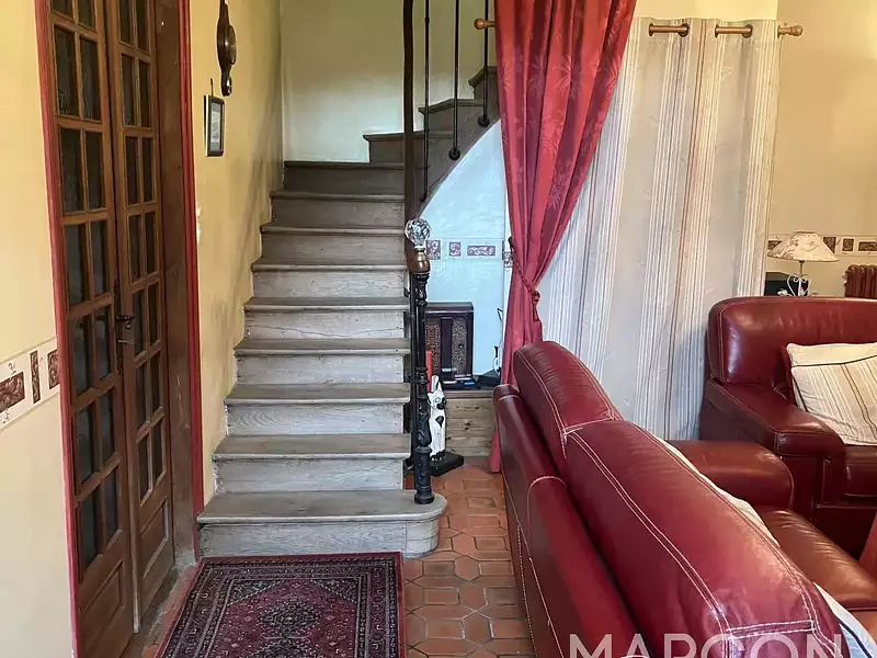 Maison, 166 m²