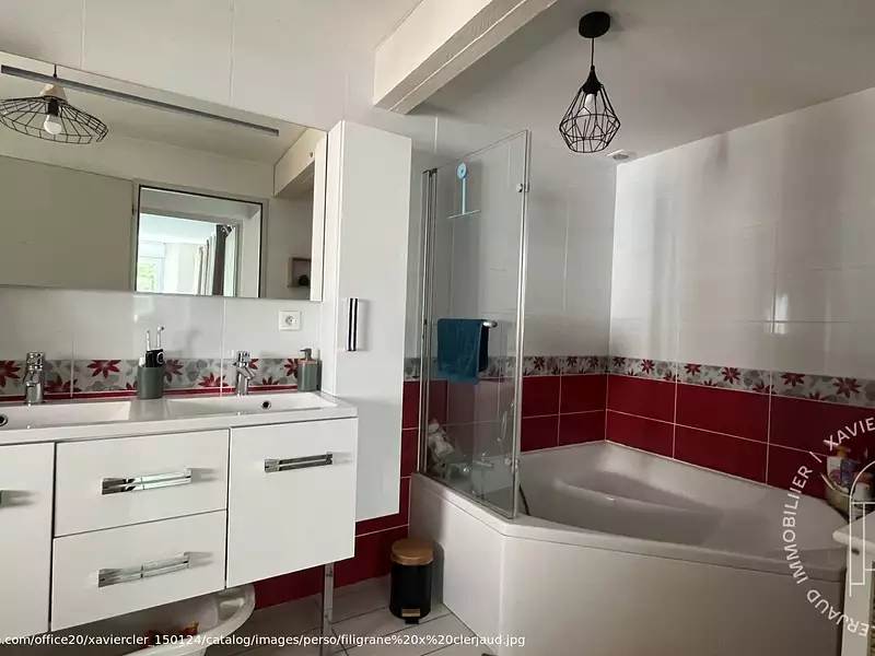 Maison, 136 m²