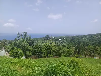 Terrain, 1 000 m²