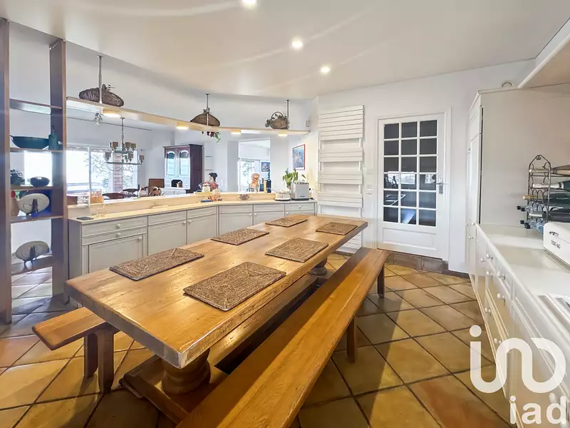 Maison, 282 m²