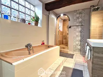 Maison, 236 m²
