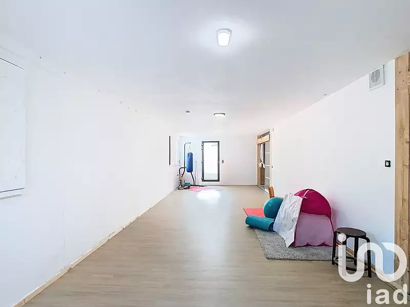 Maison, 215 m²