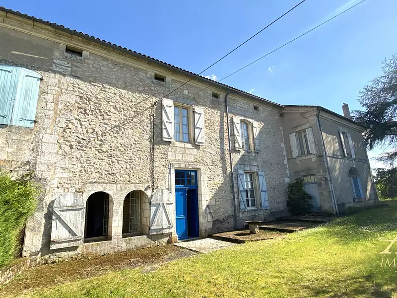 Maison, 340 m²