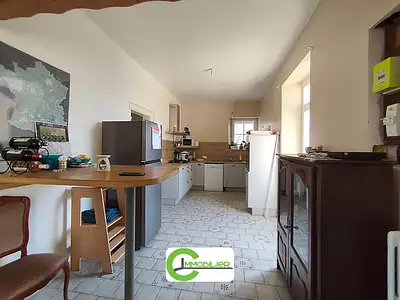 Maison, 180 m²