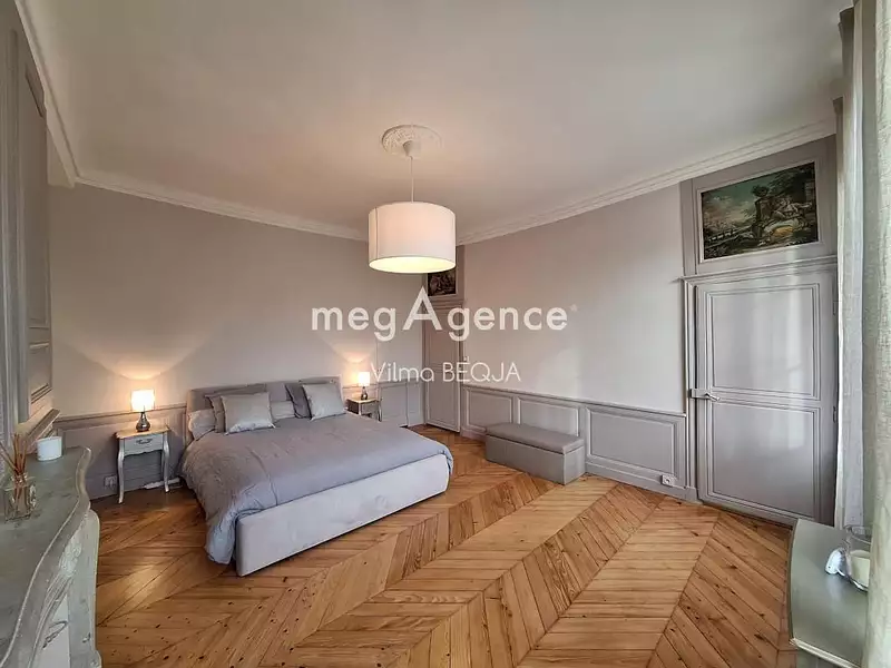 Maison, 285 m²