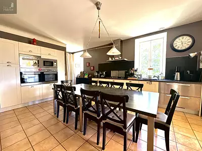 Maison, 339,16 m²