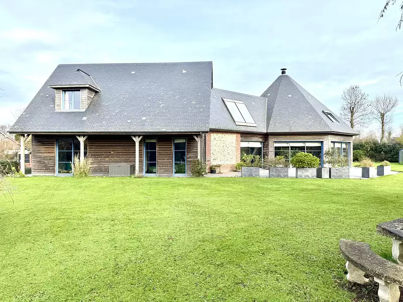 Maison, 260 m²