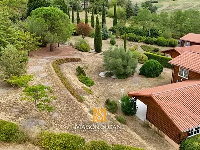 Maison, 243 m²