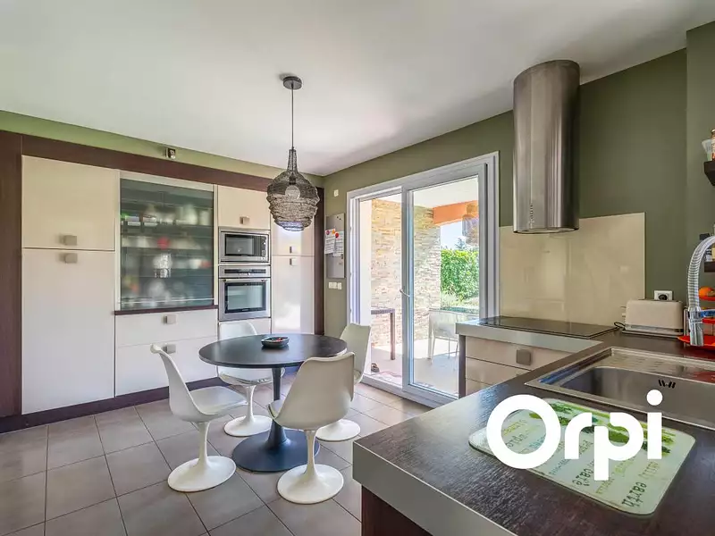 Maison, 158 m²