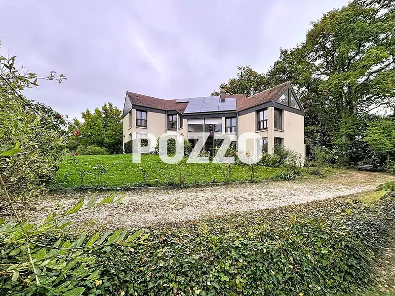 Maison, 208 m²