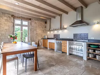 Maison, 330 m²
