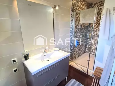 Maison, 224 m²