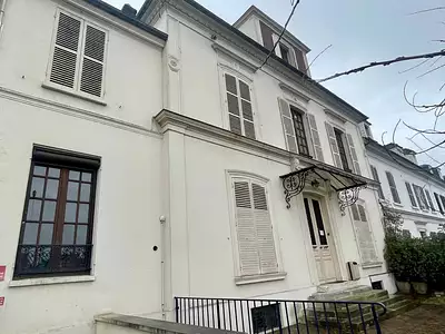 Maison, 576 m²