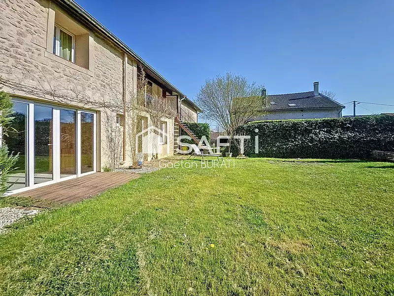 Maison, 223 m²