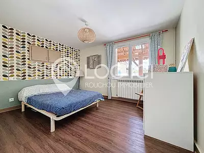 Maison, 225 m²