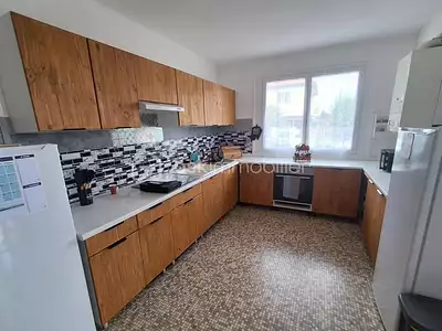Maison, 244 m²