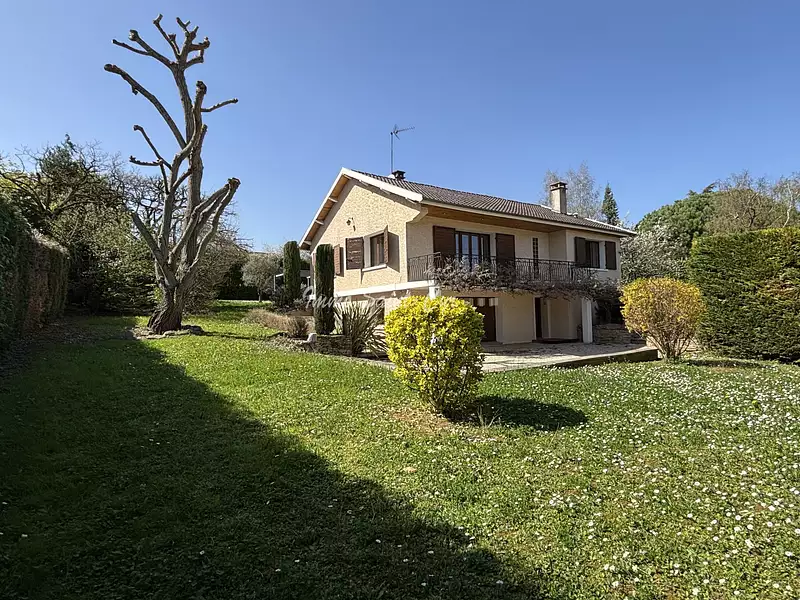 Maison, 220 m²