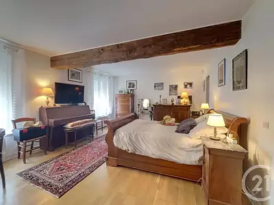 Maison, 255,6 m²