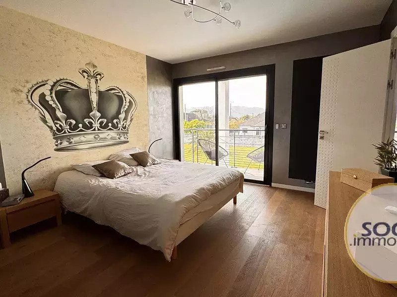 Maison, 165 m²
