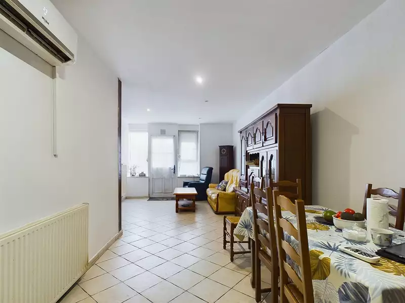 Maison, 169 m²